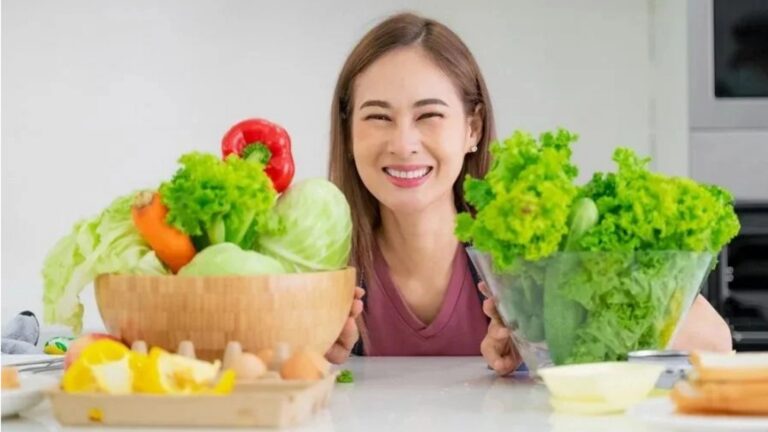 How Antioxidants Work at the Cellular Level